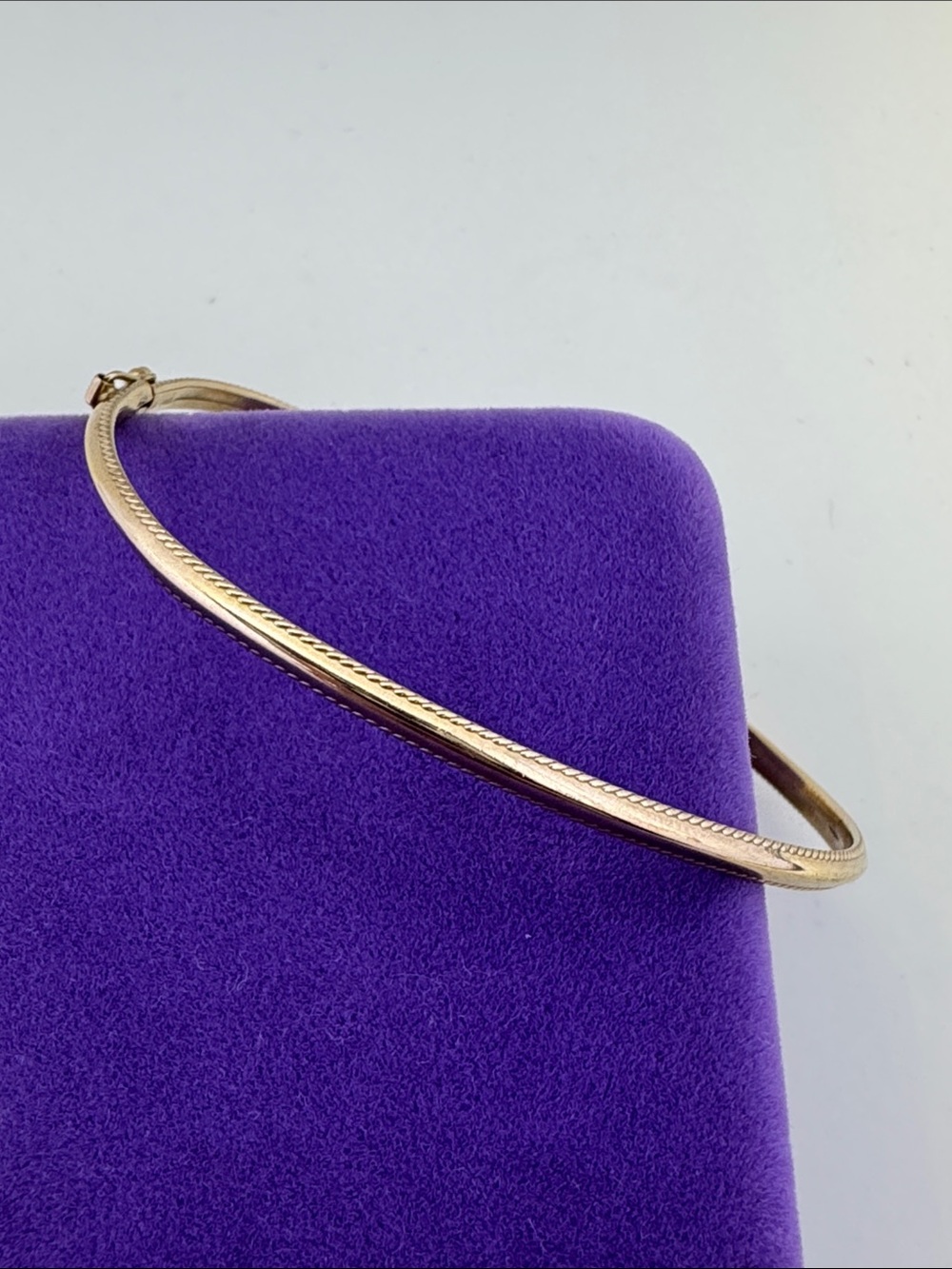 💛 Antique 9k Gold Rope Textured Edge Bangle | Quiet Luxury Minimalist